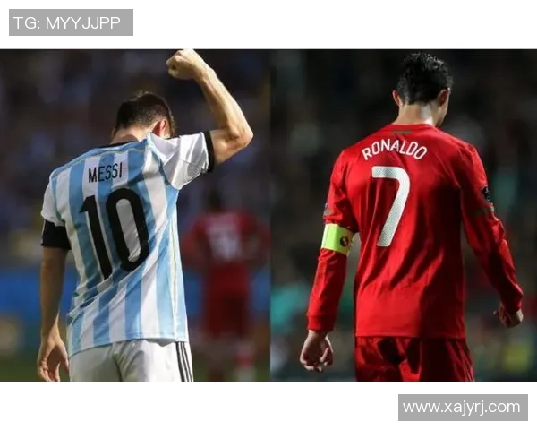 足球巨星绝技全解析 展现梅西C罗等球员的技术魅力与巅峰时刻